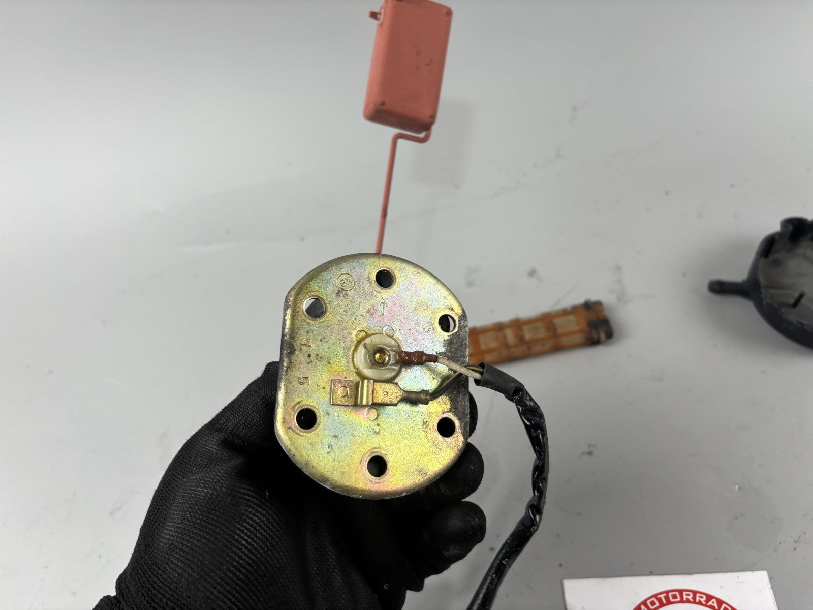 Honda NTV650 revere RC33 Tankgeber Füllstandgeber Fuel Gas Füllstandsanzeige