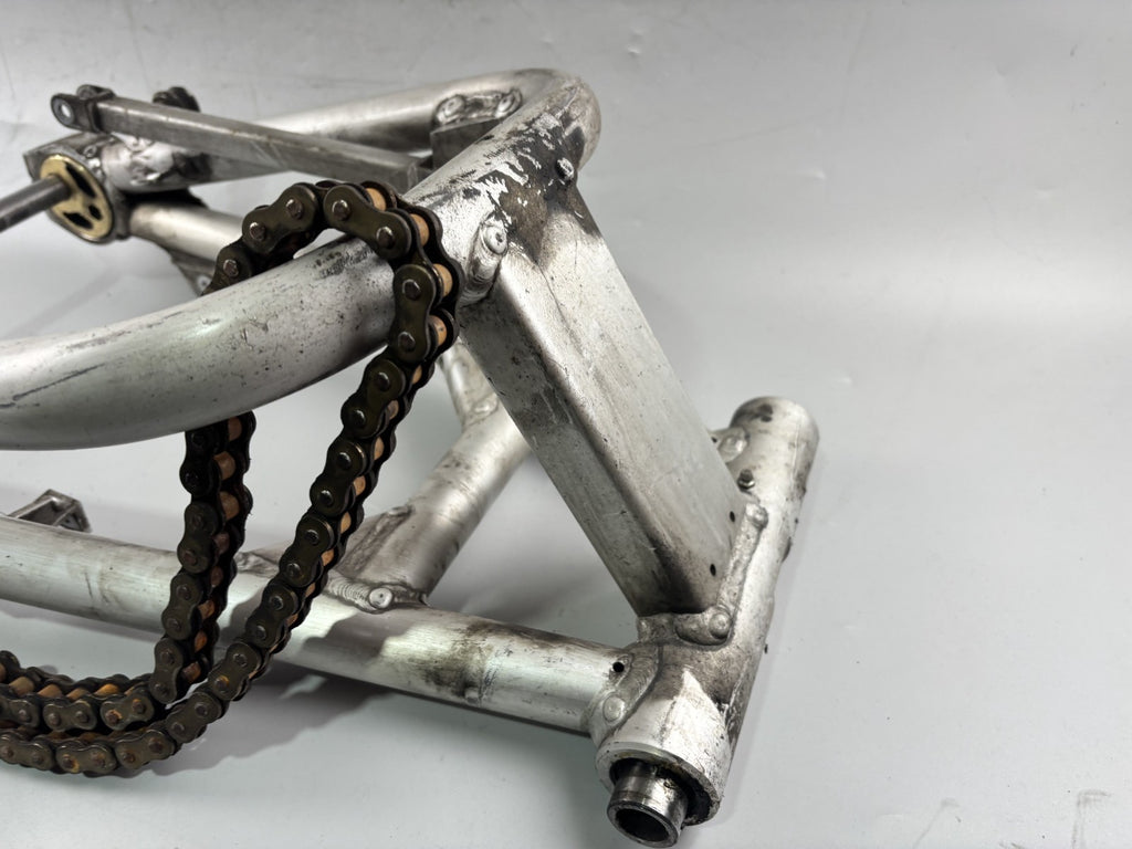 Kawasaki ZRX1100 ZRT10C Schwinge Schwingarm Swing Aufhängung Antrieb
