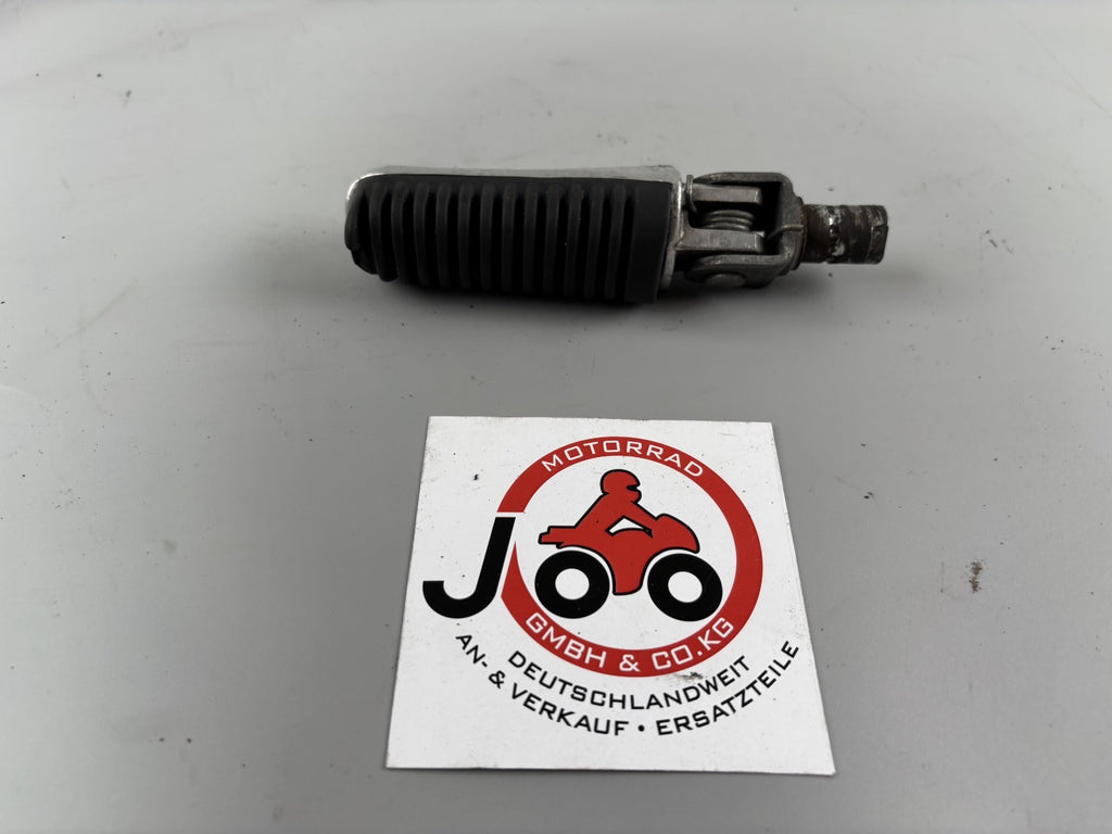 Yamaha FZS600 Fazer RJ02 Fußraste Foot Hangers Step rechts right vorne front
