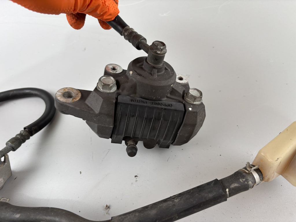 Suzuki GS 500 EU GM51B Bremsanlage Bremse Brake Sattel Pumpe hinten back