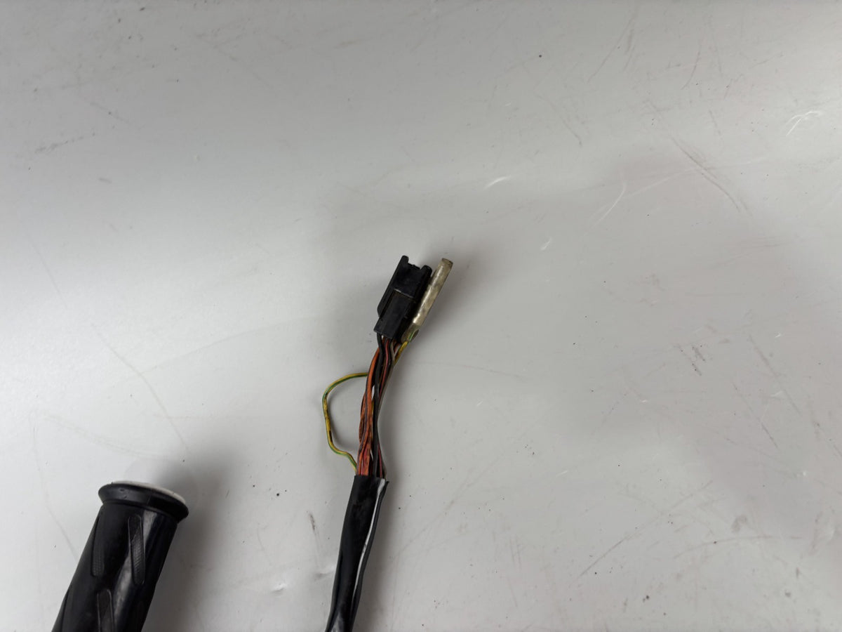 Suzuki GSX-R 1100 W GU75C Lenkerschalter Handlebar Lenkerarmatur rechts right