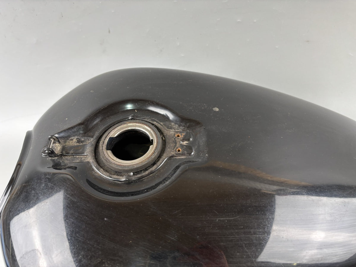 Honda CX500 C PC01 Güllepumpe Benzintank Tank Fuel Gas Kraftstoff Treibstoff