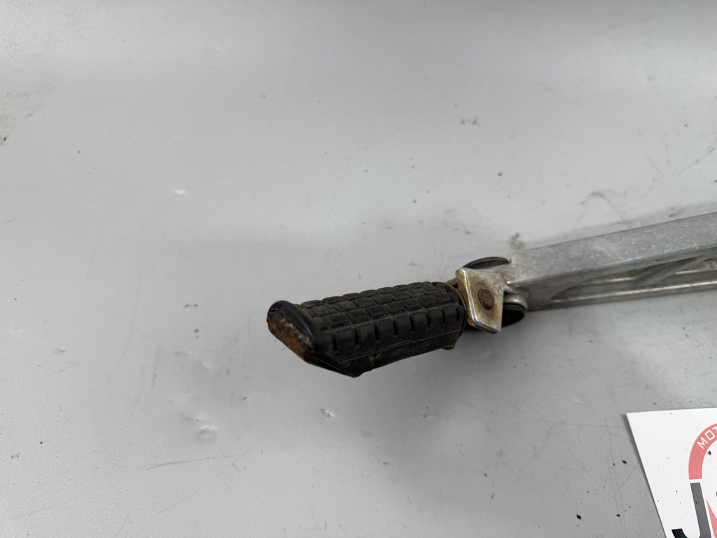 Honda XBR 500 PC15 Fußrastenanlage Fußraste Foot Hangers Step rechts right