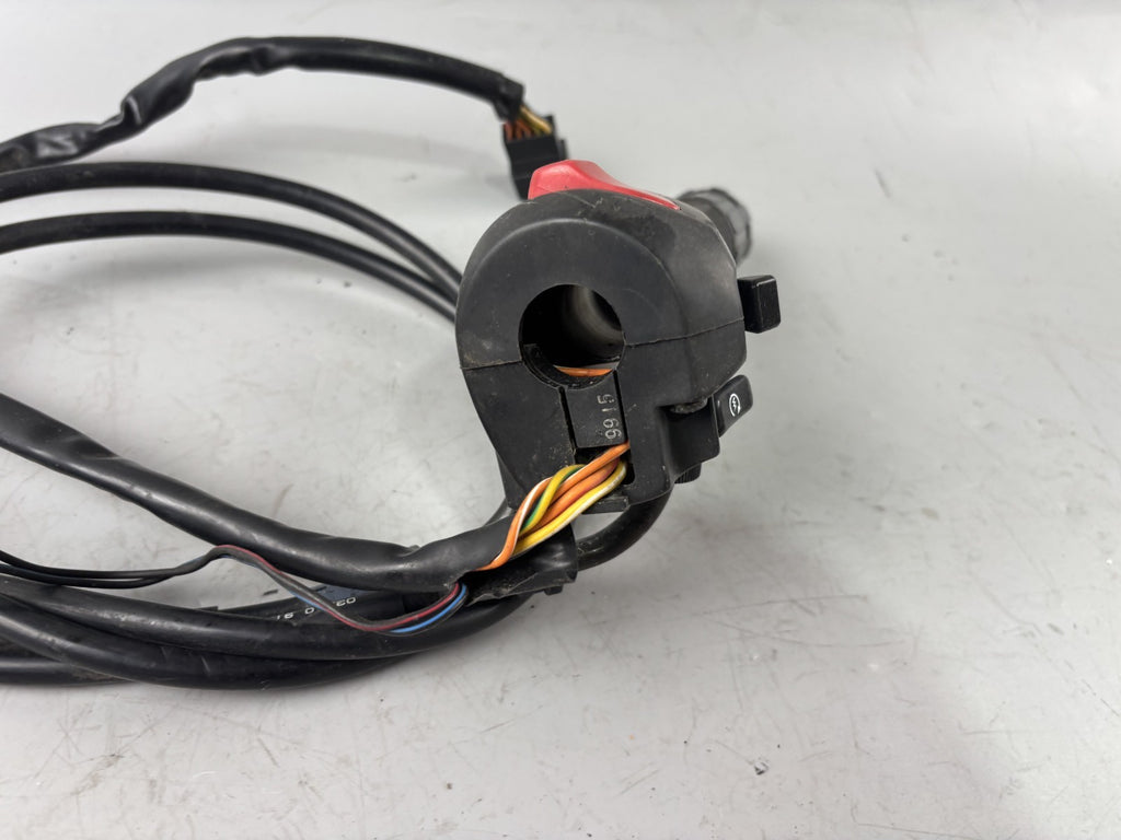 Suzuki GSX 750 AE Inazuma Lenkerschalter rechts right Handlebar Choke Switch