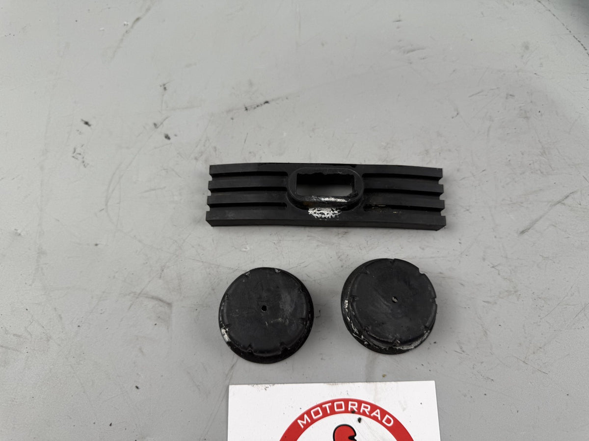 Yamaha XJR 1200 4PU Tankgummi Holder Halterung Vibrationsschutz