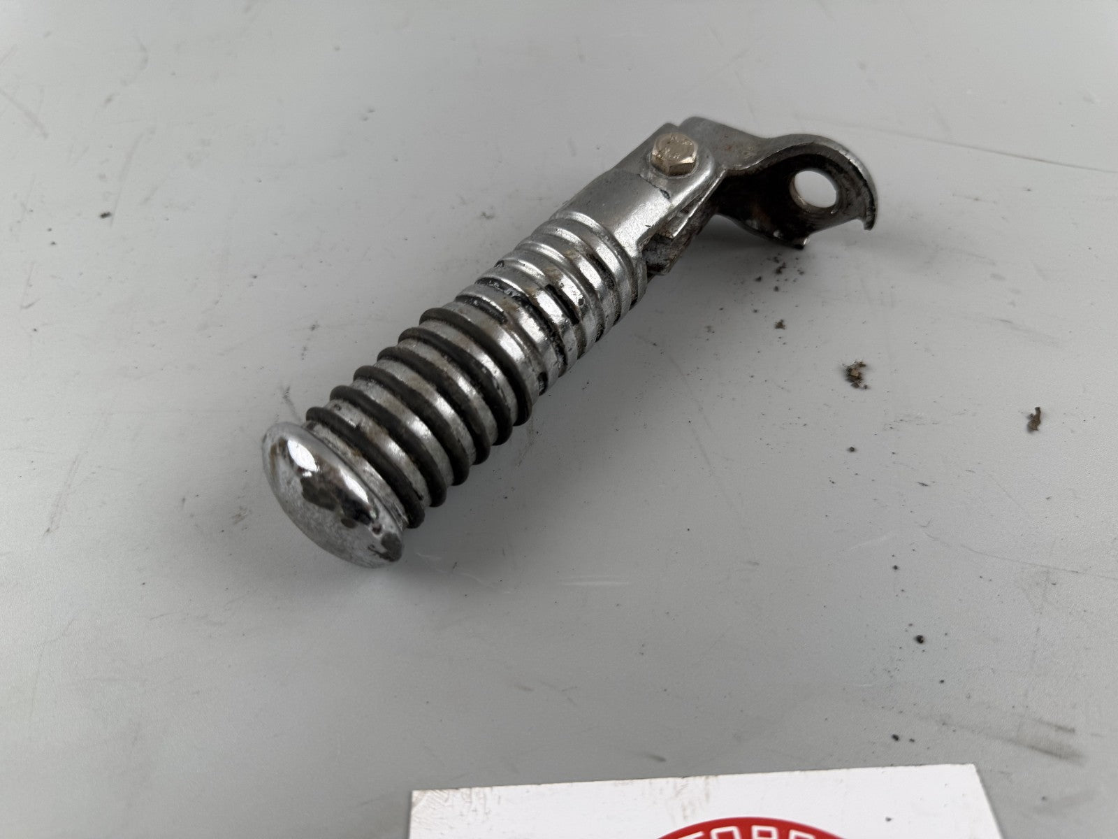 Honda CX500 Fußraste vorne links Raste Footrest Footpeg Hangers