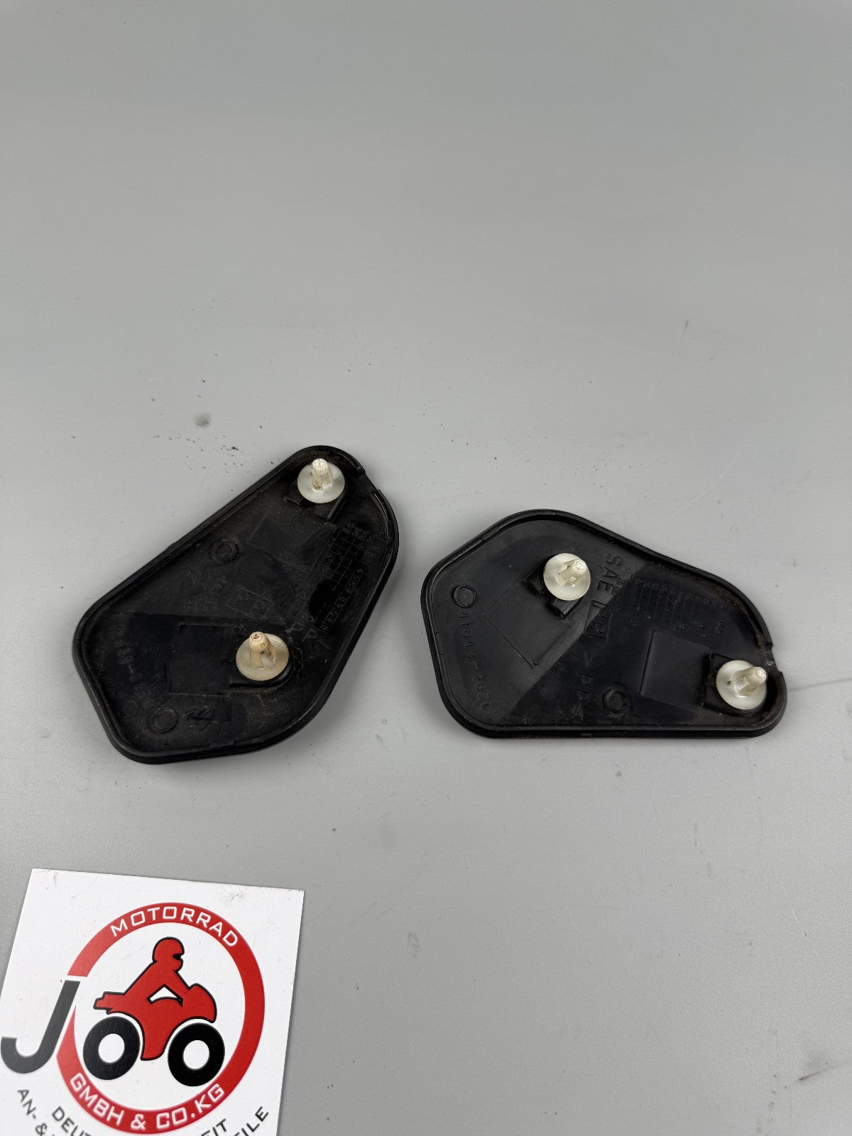 Suzuki GSF600 GN77B Seitendeckel rahmenabdeckung Cover Verkleidung