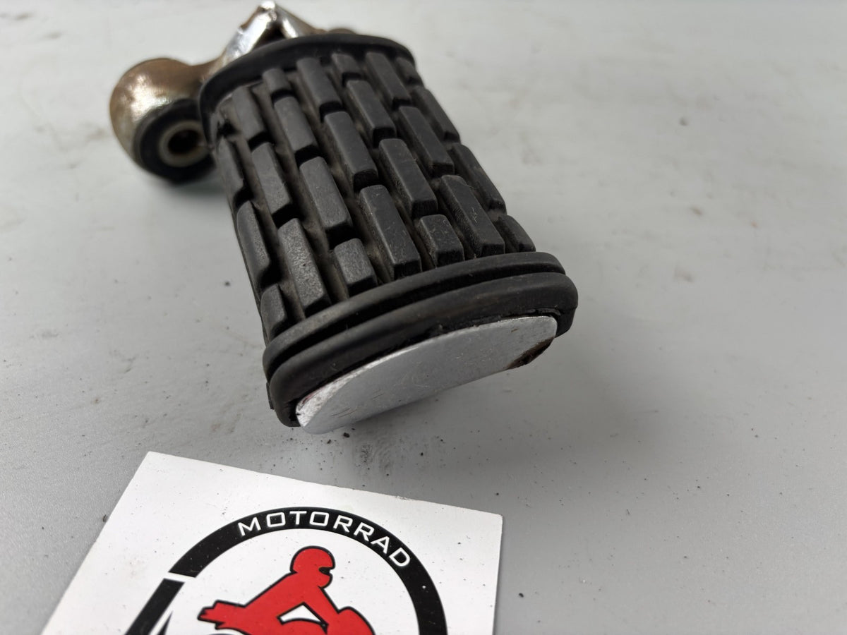 Yamaha XV700 Virago 56E Fußraste Foot Hangers Step rechts right