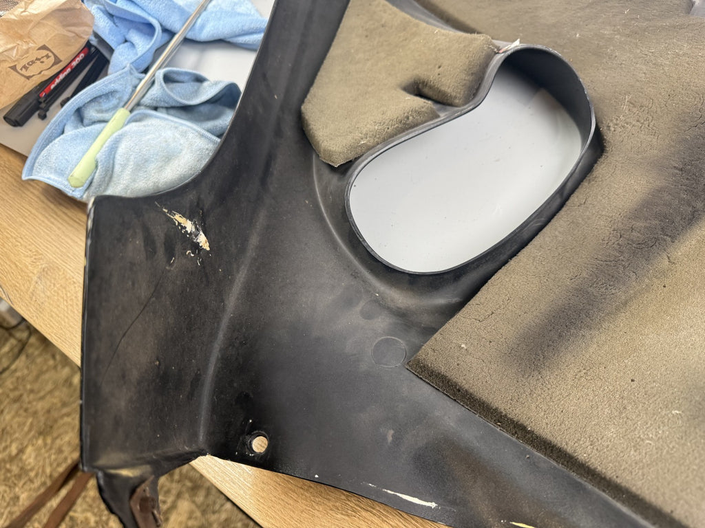Triumph Sprint 955i ST T695 Seitenverkleidung Sidecover Seitenteil Deckel rechts