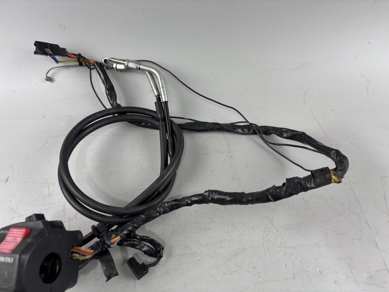 Suzuki GSX-R 750 W GR7BB Lenkerschalter Handlebar Switch rechts right