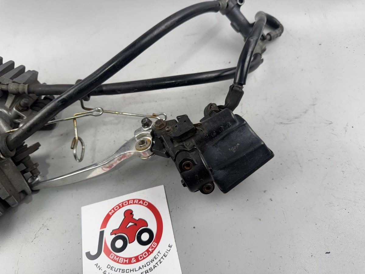 Kawasaki ZR 7 ZR750F Bremsanlage Brake Bremse Sattel Pumpe vorne front