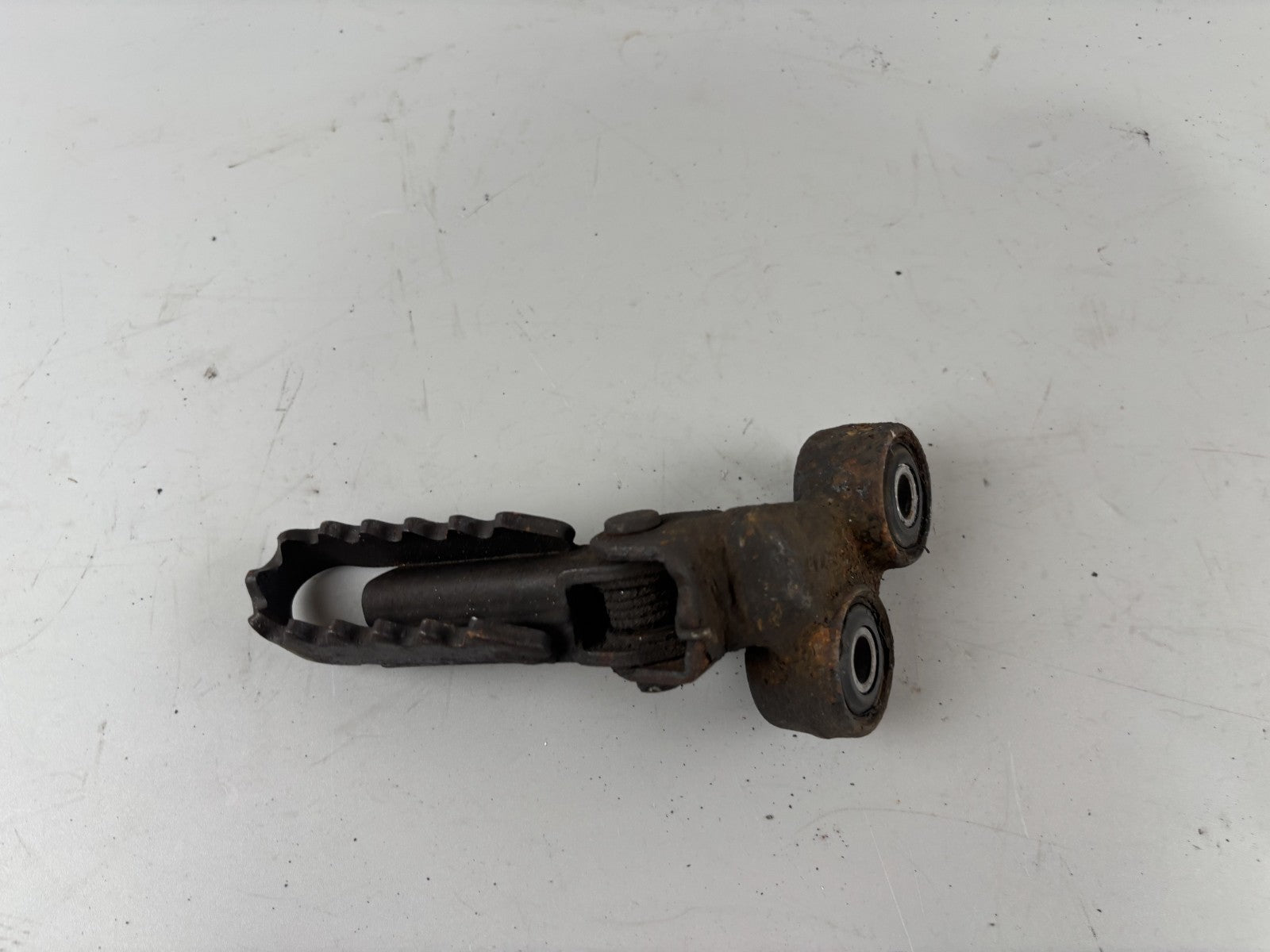 Suzuki DR 800 S DR BIG SR43 A/B Fußraste Fahrerfußraste Hanger rechts right