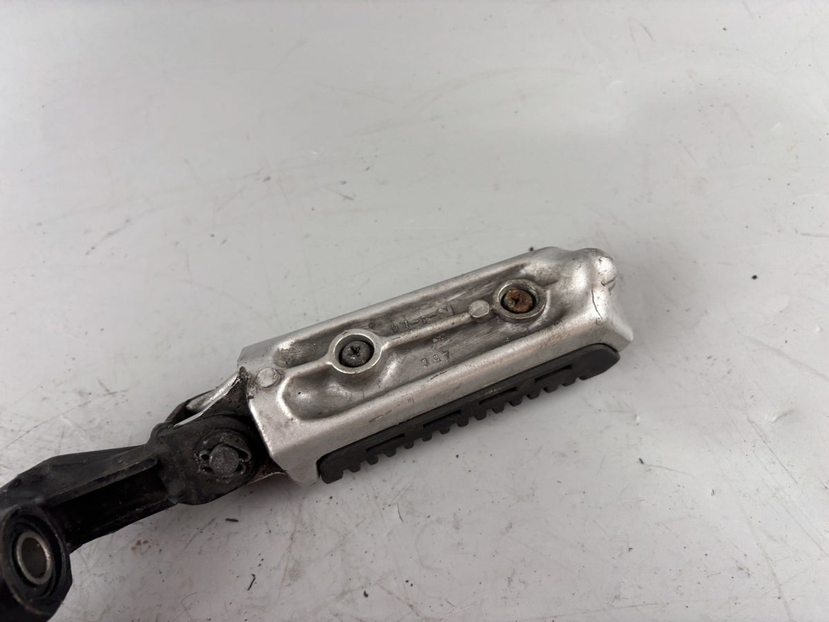 Suzuki VX 800 VS51B Fußraste vorne Foot Step Hangers rechts right front