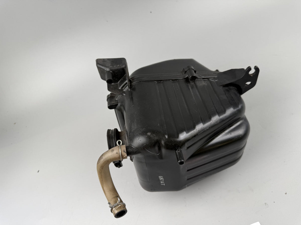 Honda CBR125 JC50 Luftfilterkasten Airbox Ansaugung Motor Engine