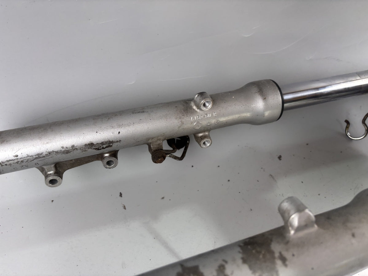 Kawasaki BN125A EL125 Eliminator Gabel Standrohr Tauchrohr Fork Absorber Feder