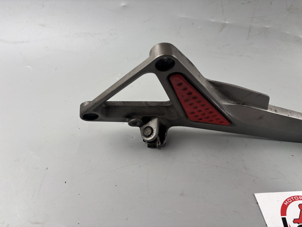 Honda CB 600 F Hornet PC34 Fußrastenanlage Fußraste Foot Step Hangers links left