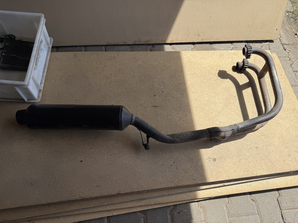 Suzuki GS500E GM51B Auspuffanlage Exhaust Krümmer Endtopf Schalldämpfer