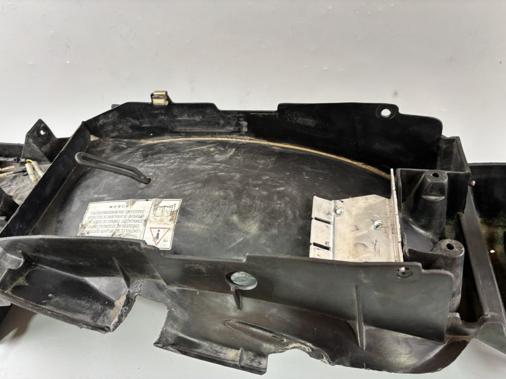 Triumph Daytona 955 T 595 Heckuntersicht Radlauf Unterverkleidung Cover Fender