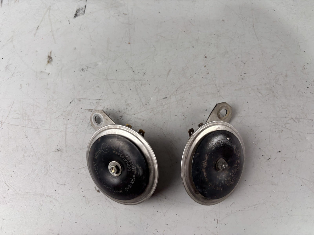 Suzuki GSX 750 AE Inazuma Hupe Horn Signal