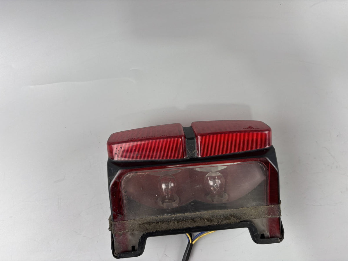 Yamaha FZS600 Fazer RJ02 Rücklicht Bremslicht Backlight Brakelight Licht Lampe