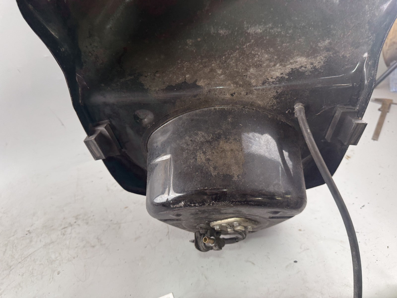 Yamaha XJ900 Diversion 4KM Benzintank Tank Kraftstoff Fuel Gas Gasoline Treibsto