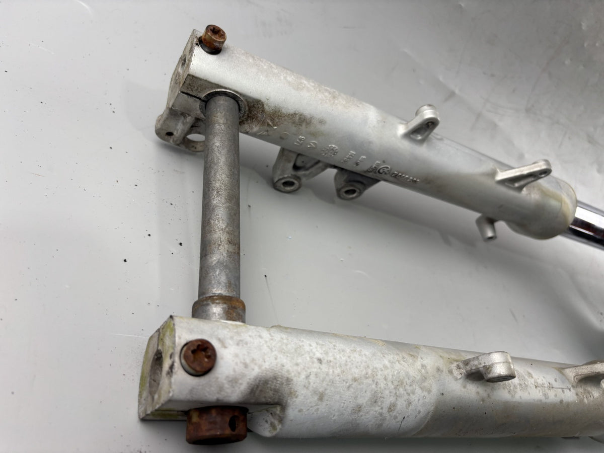 BMW F 650 CS Scarver Gabel Standrohr Tauchrohr Fork Absorber Federung SHoks