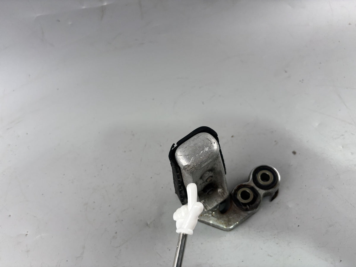 Yamaha XV535 3BR 2YL Virago Fußraste Foot Step Hangers links left vorne Fahrer