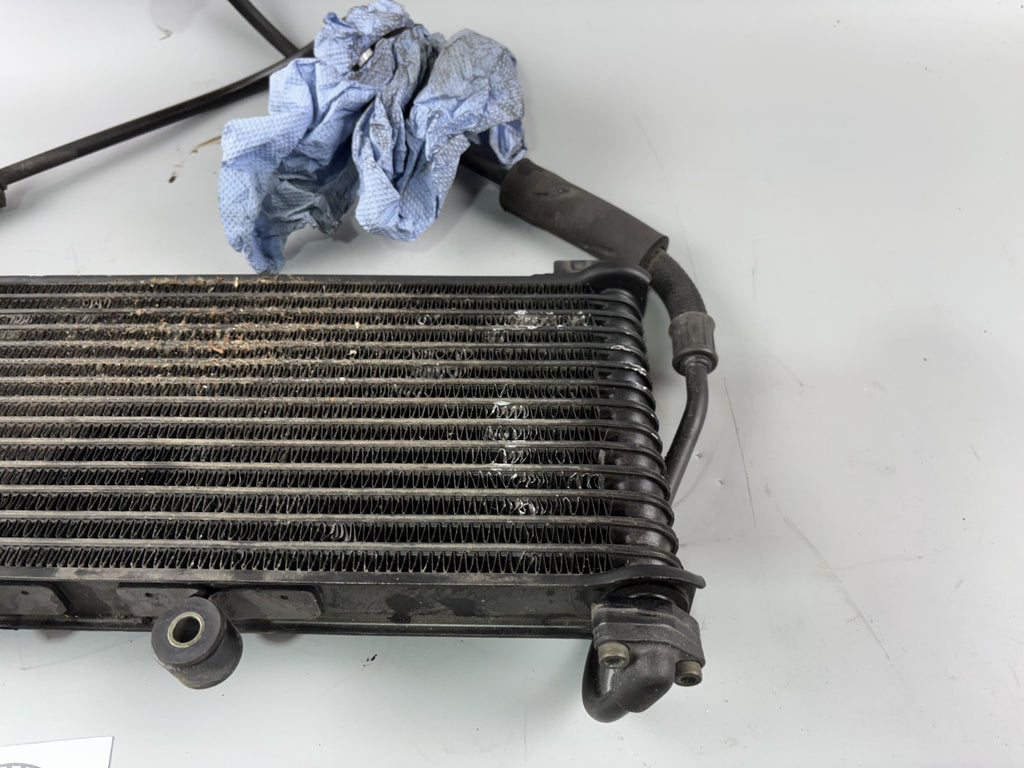 Suzuki GSX 750 F AK11 Ölkühler Oelcooler Liquid Kühlung Motor Engine