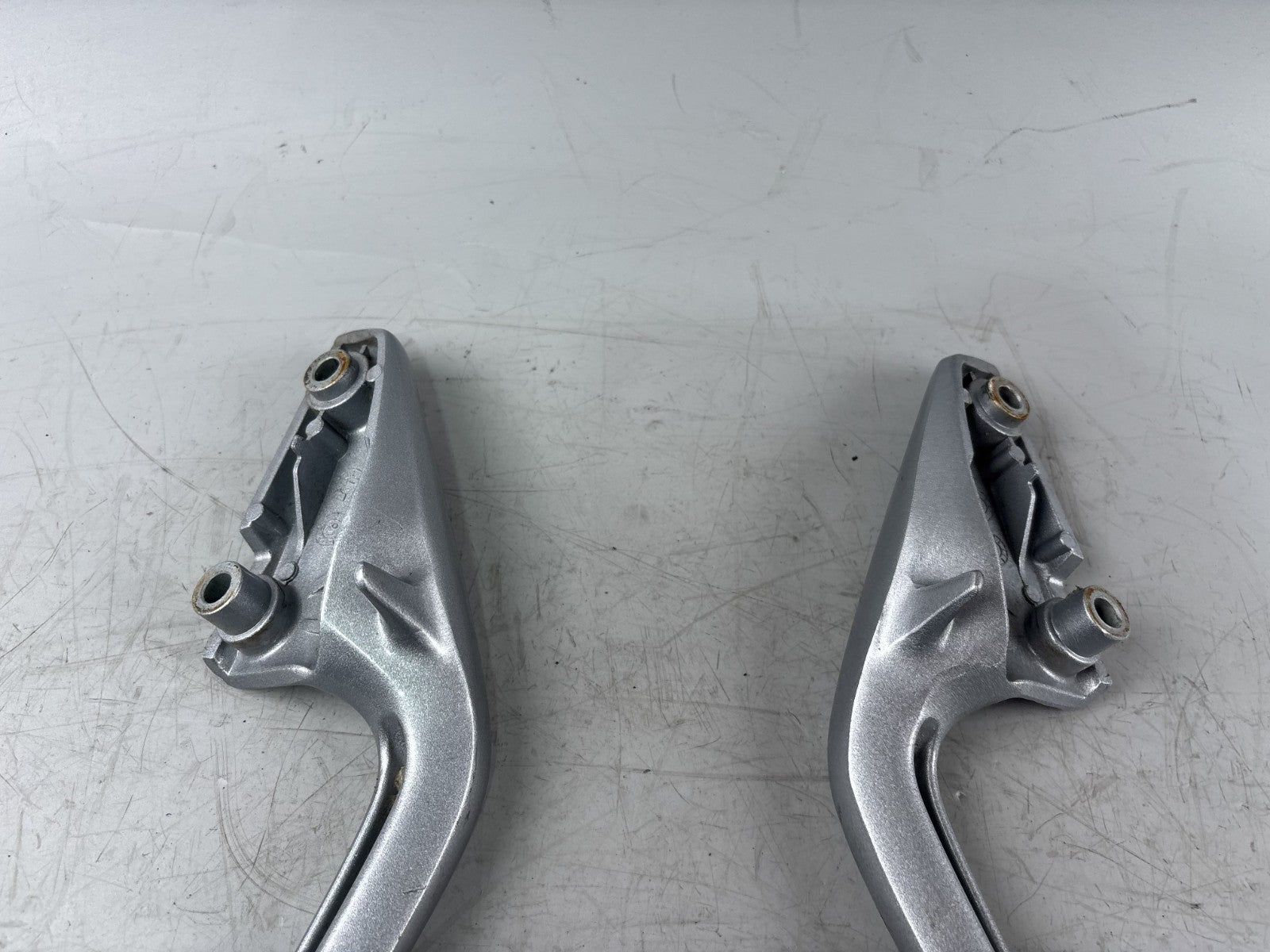 Honda CBF 600 S PC38 Soziusgriff Haltegriff Holder Spoiler Beifahrergriff