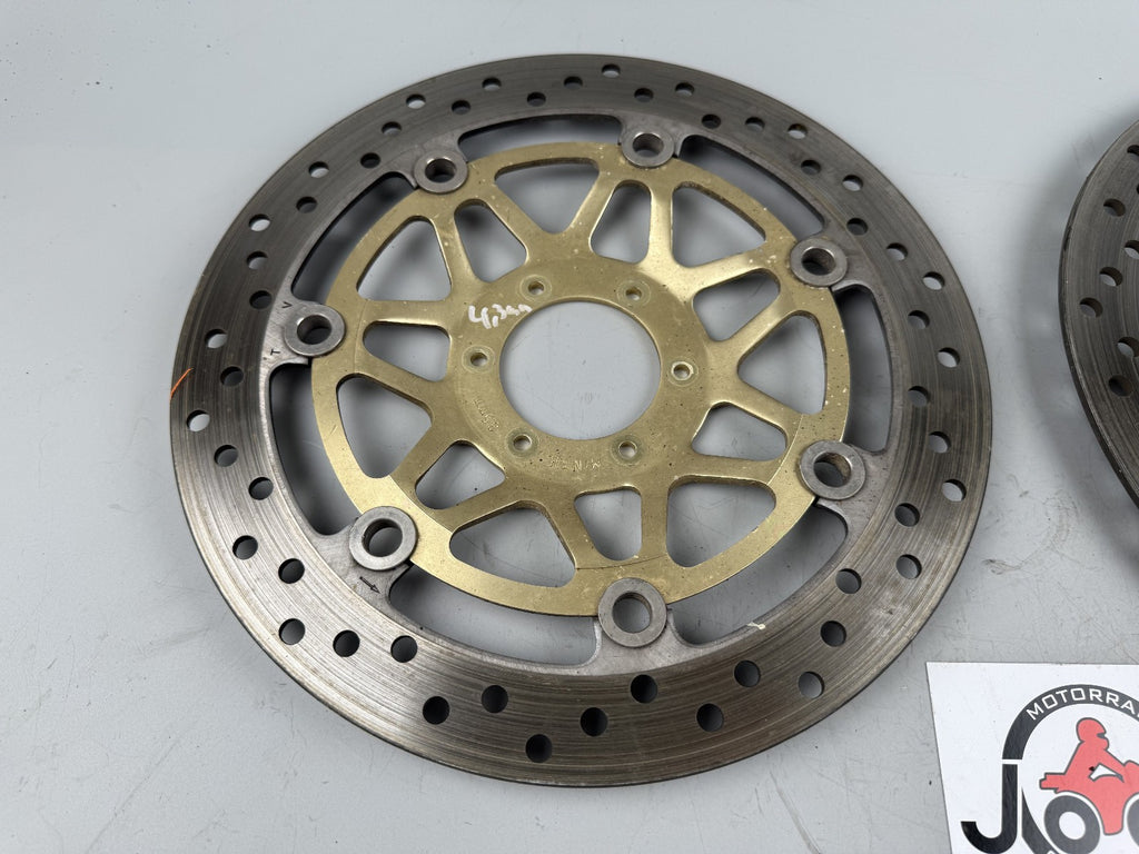 Honda VFR800 RC46 FI Bremsscheiben Bremsscheibe Brake vorne front 4,3mm