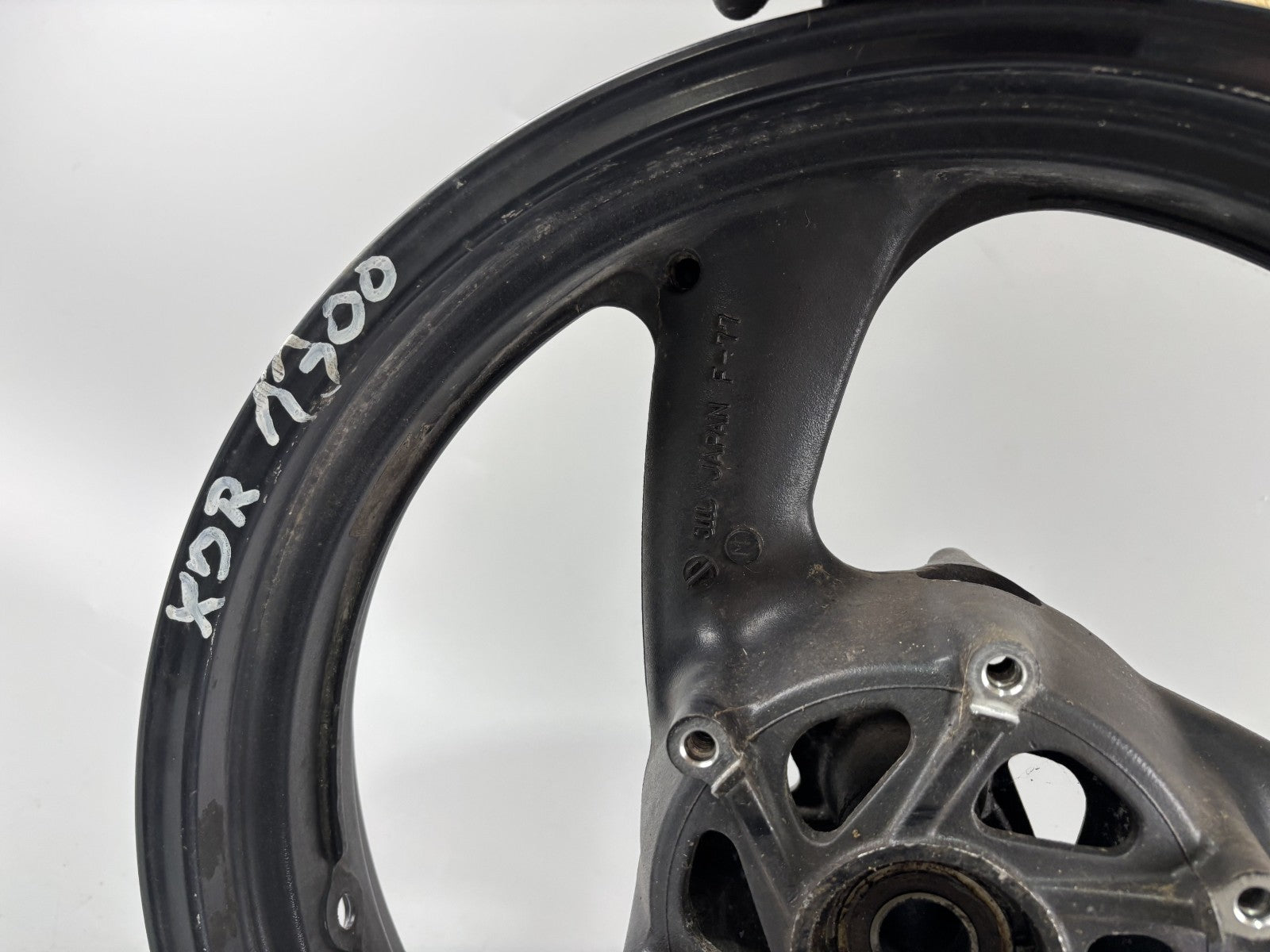 Yamaha XJR1300 RP02 Vorderradfelge Felge Rim Rad vorne front Reifen Rad