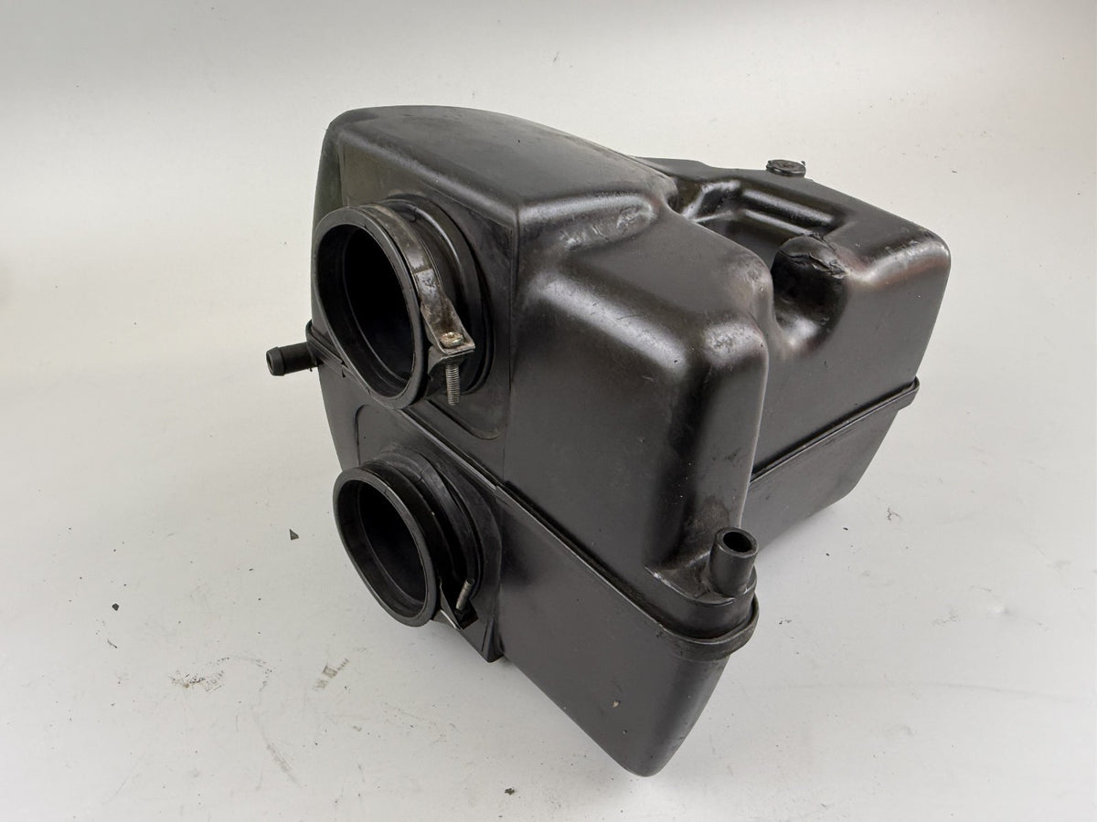 Suzuki GS500E GM51B Luftfilterkasten Airbox Ansaugung Motor Engine
