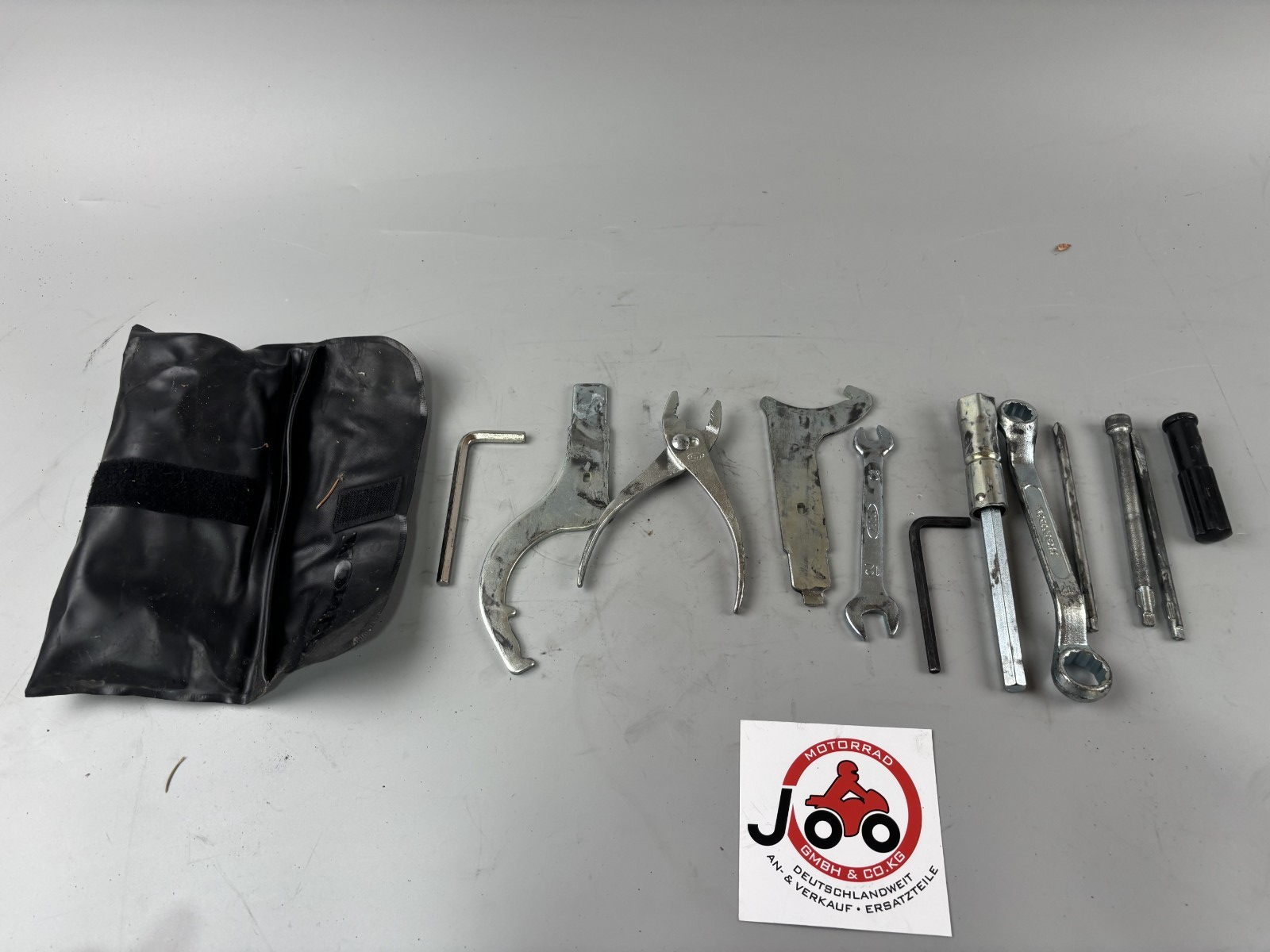 Honda VFR800 RC46/2 VTEC Bordwerkzeug Tools Werkzeugbox