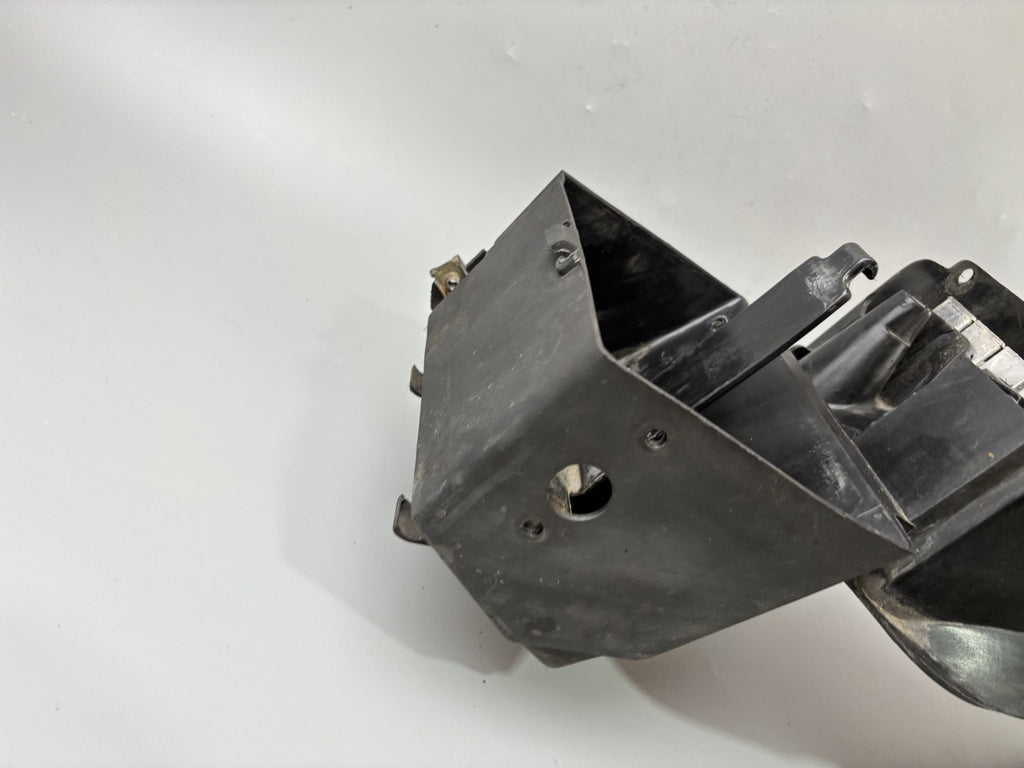 Triumph Daytona 955 T 595 Heckuntersicht Radlauf Unterverkleidung Cover Fender