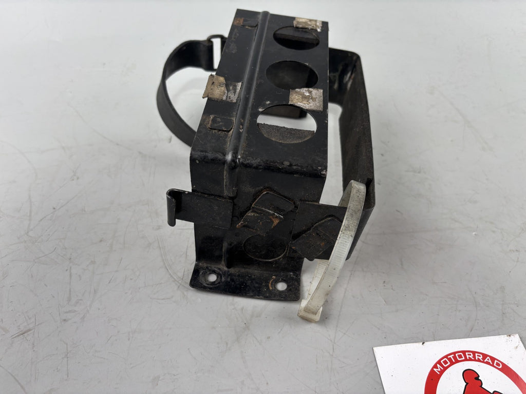 Suzuki GSX-R 750 W GR7BB Batteriekasten Holder Halterung