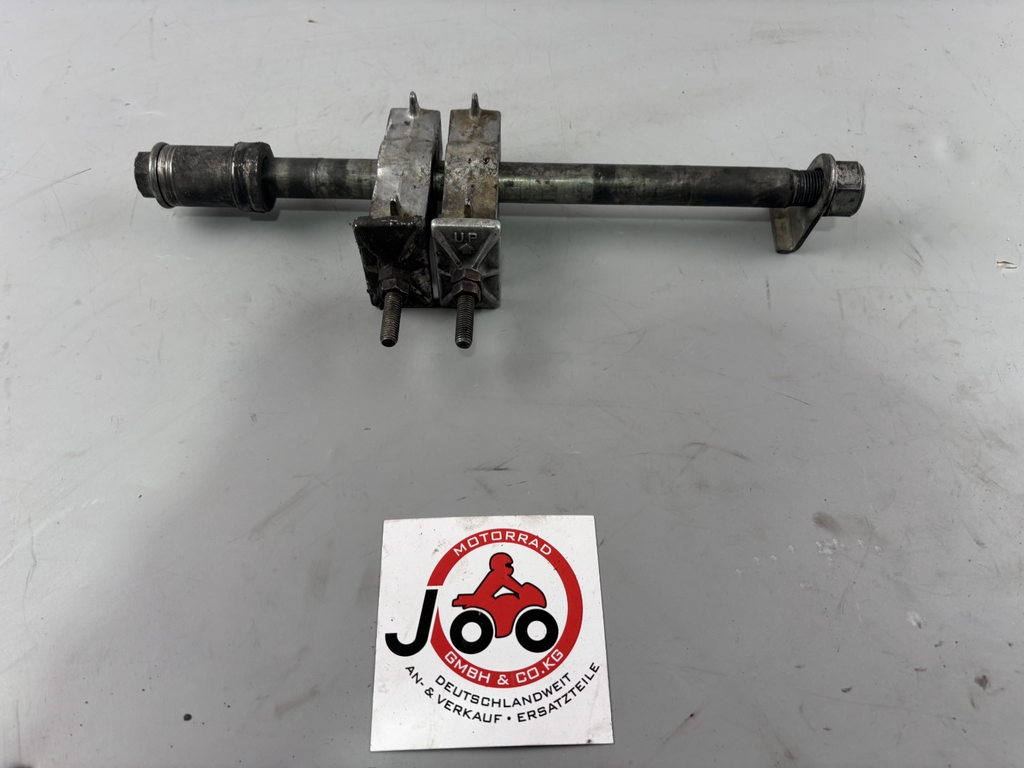 Honda CBR 1000F SC24 Achse Hinterradachse Steckachse Schwinge Kettenspanner