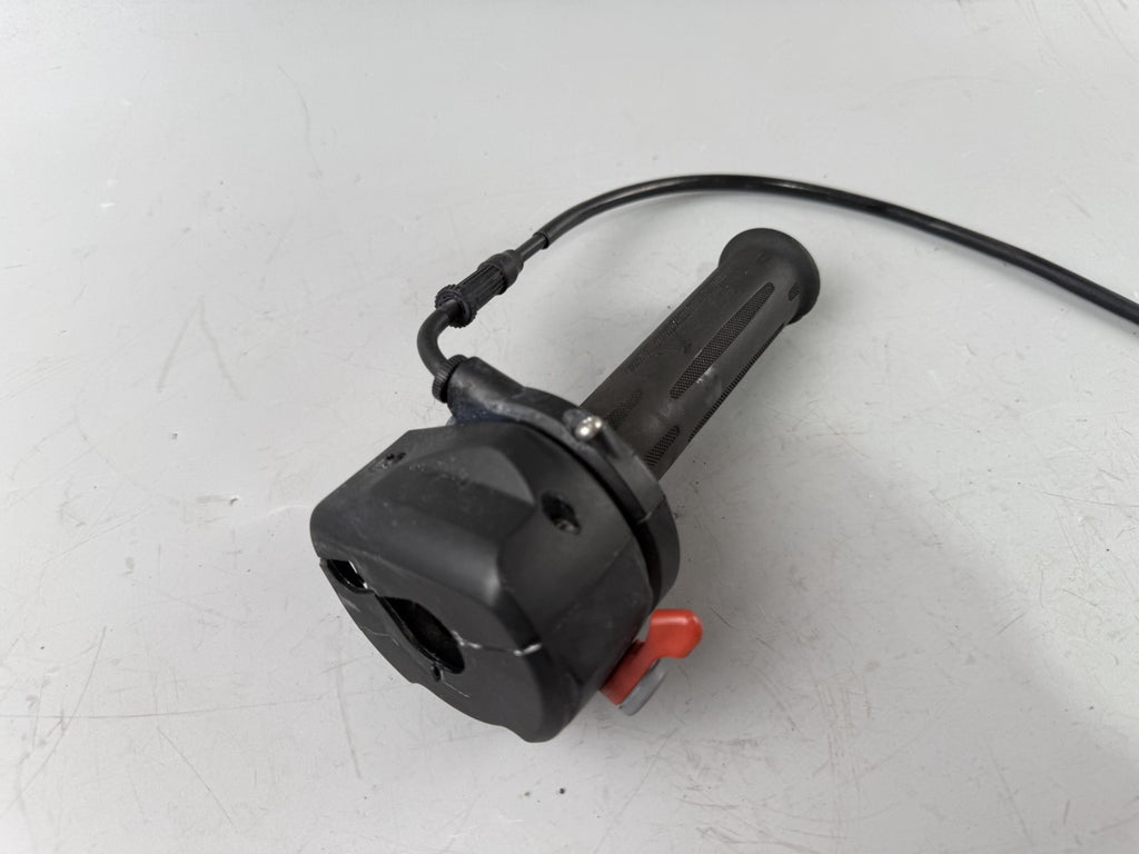 BMW K 1200 S K40 Lenkerschalter Lenkerarmatur Gasgriff rechts right Handlebar