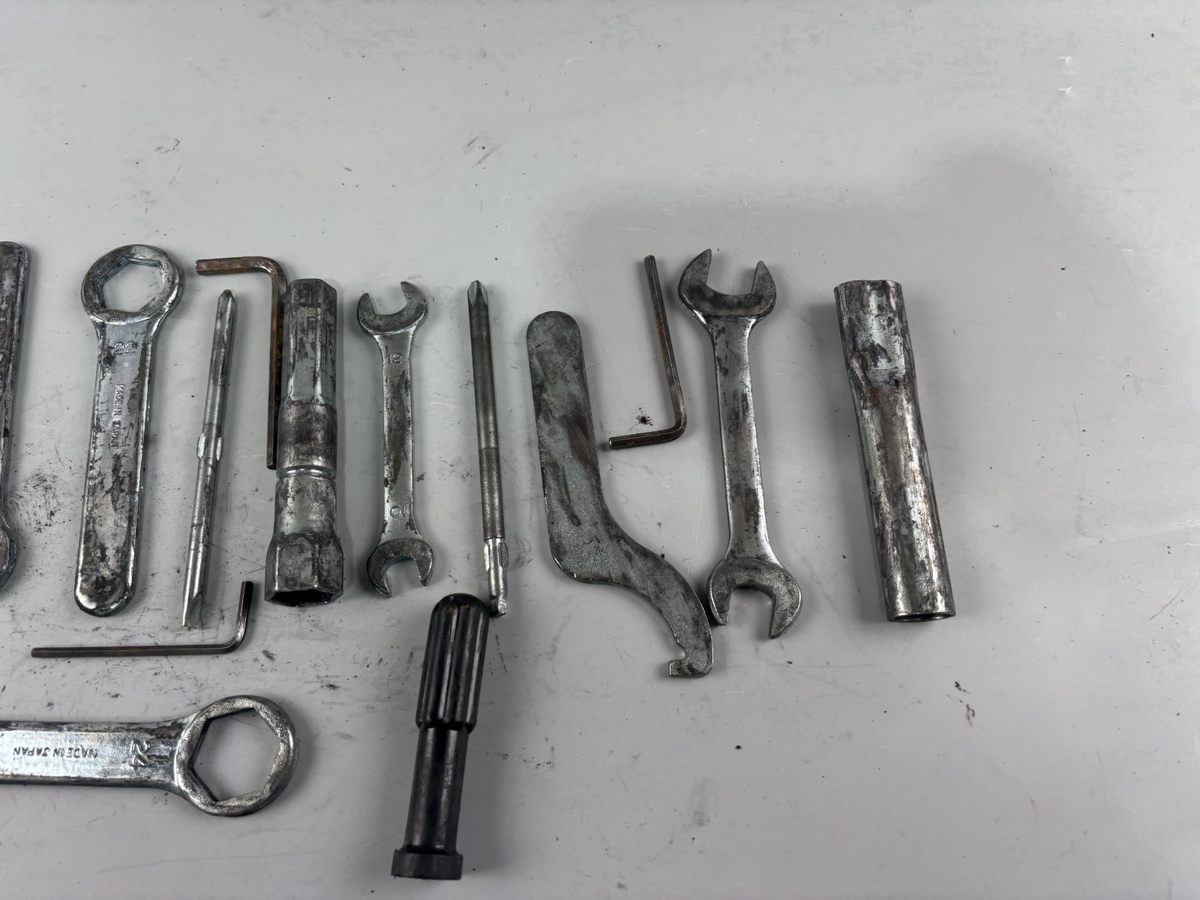 Suzuki GSX 1200 A3 Inazuma Bordwerkzeug Tools Tasche