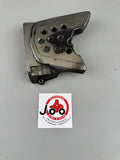 Suzuki DR 125 SF44A Ritzelabdeckung Kettenschutz Abdeckung Verkleidung