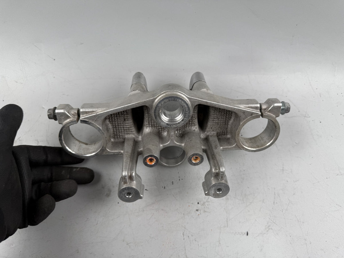 Suzuki GSX 750 AE Inazuma Gabelbrücke Bridge Halterung Holder Lenker Handlebar
