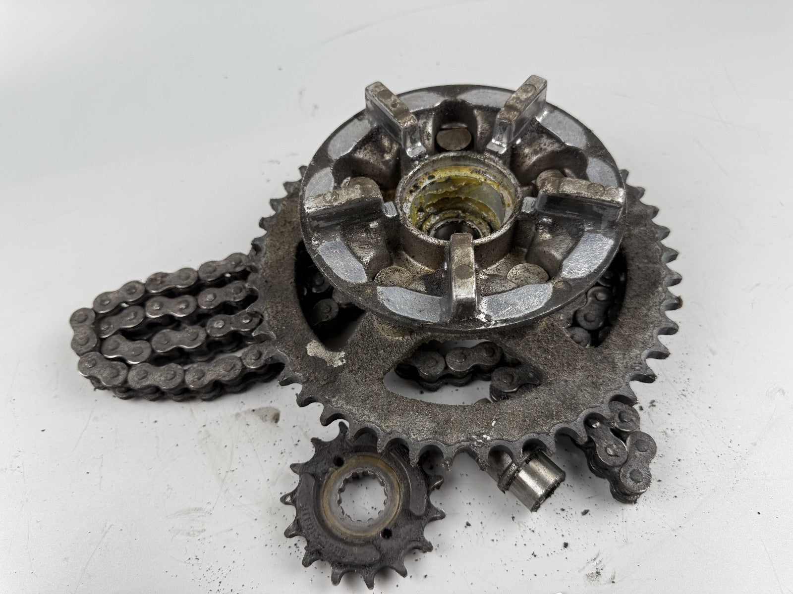 Suzuki GSF600 GN77B Bandit Kettensatz Ritzel Kette Chain Kettenrad Antrieb