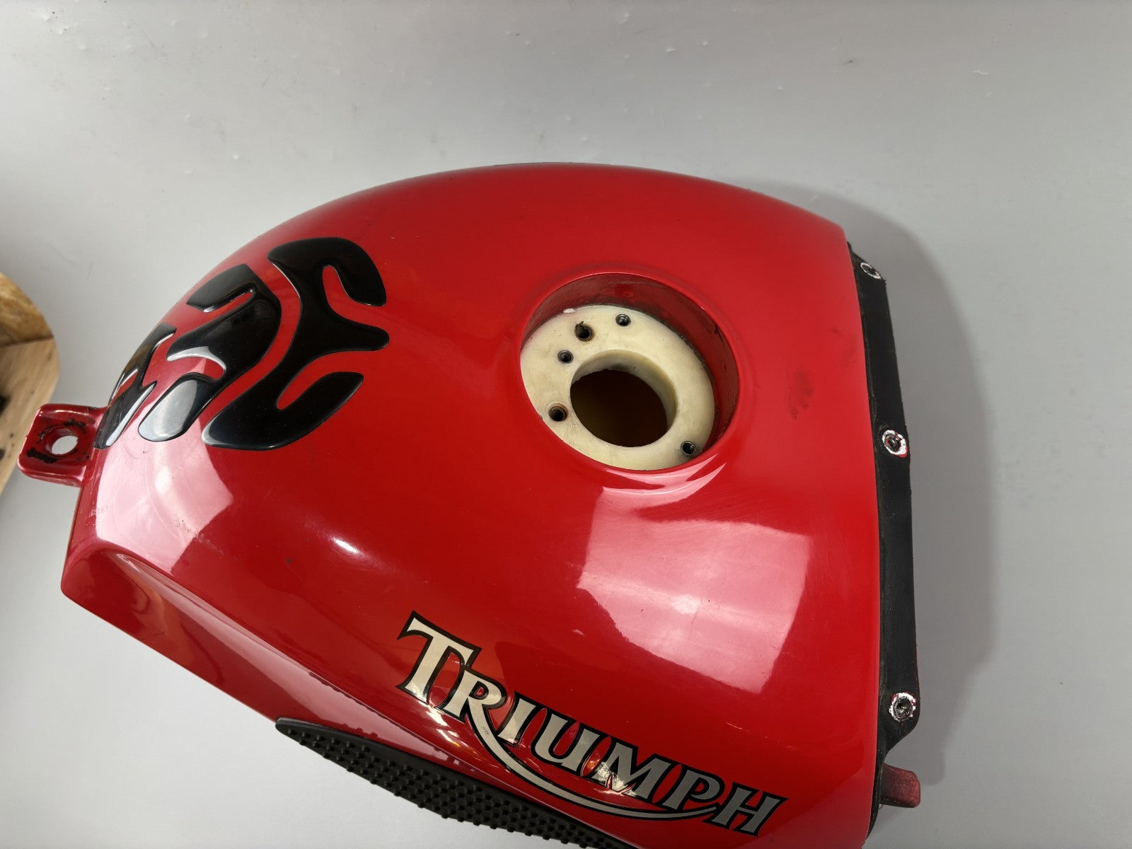 Triumph Daytona 955 T 595 Tank Benzintank Fuel Gas Gasoline Kraftstofftank