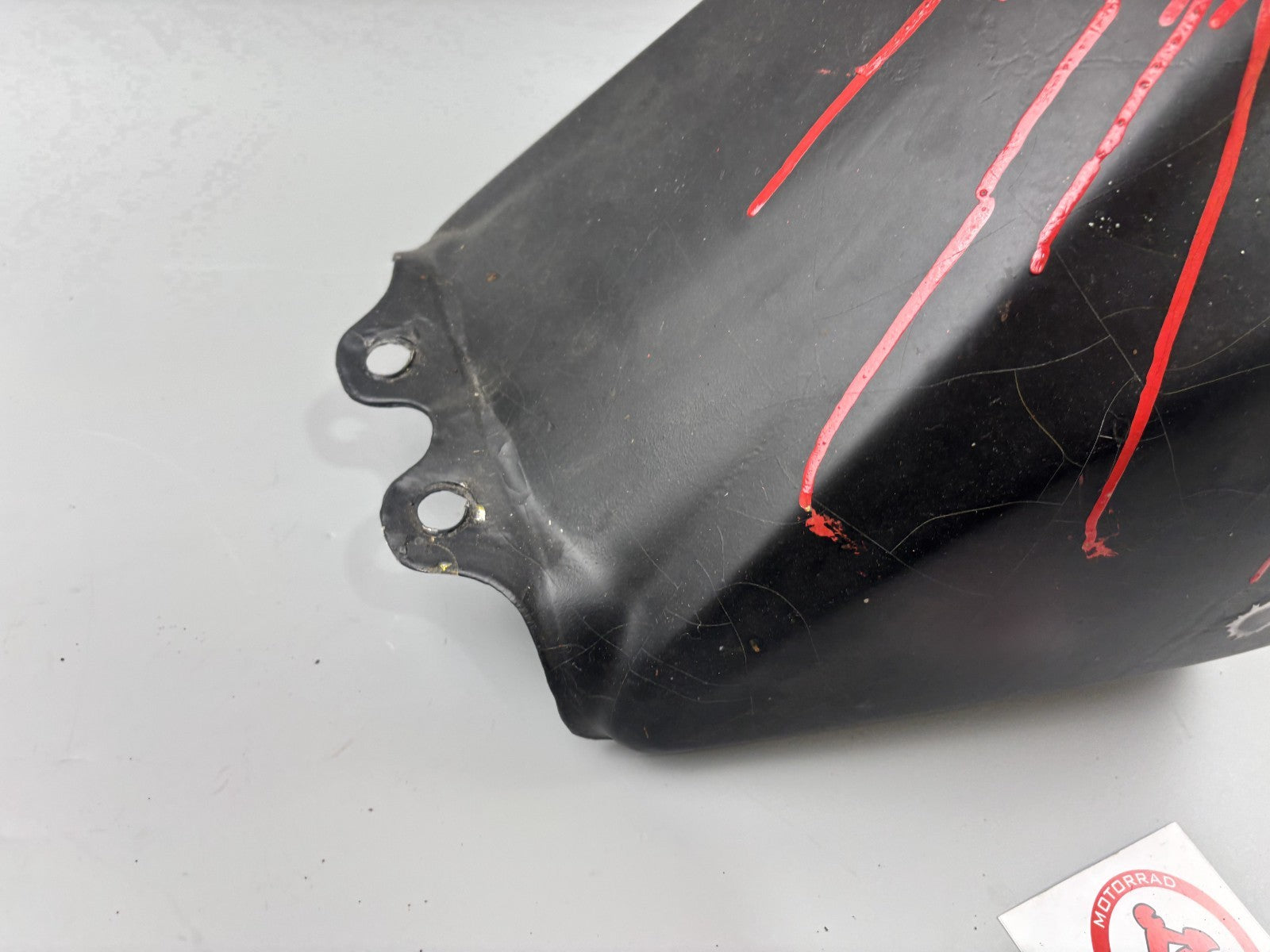 Suzuki DR 125 SF44A Tank Treibstoff Kraftstoff Fuel Gas Gasoline Benzintank