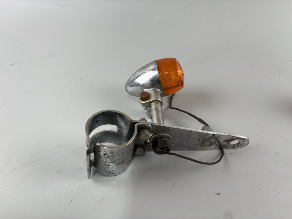 Honda CX500 C PC01 Güllepumpe Blinker turn Signal Holder Halterung