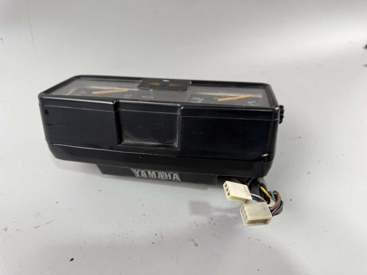 Yamaha XS 400 12E Tacho Cockpit Instrumente Speedometer DZM Drehzahlmesser