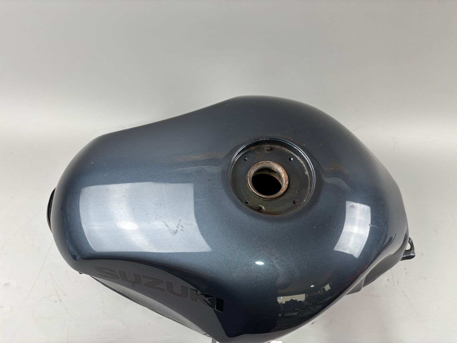 Suzuki GSX 750 F AK11 Benzintank Kraftstofftank Benzintank Fuel Gas Gasoline
