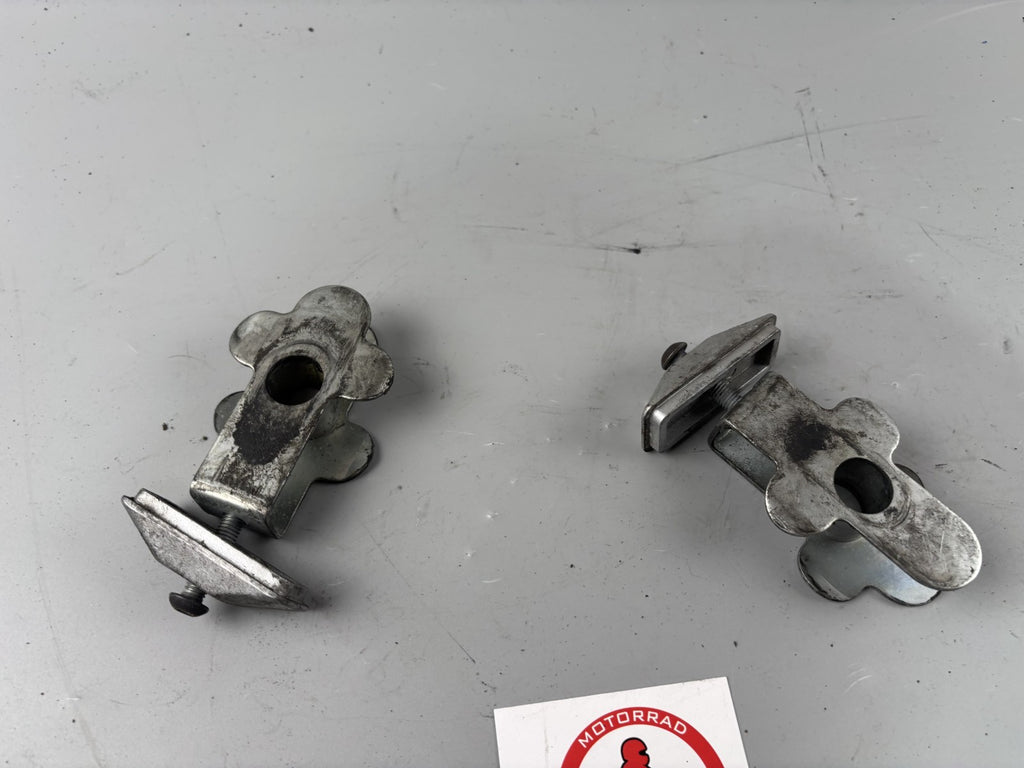 Suzuki GSF600 GN77B Kettenspanner Chain Schwinge Swing