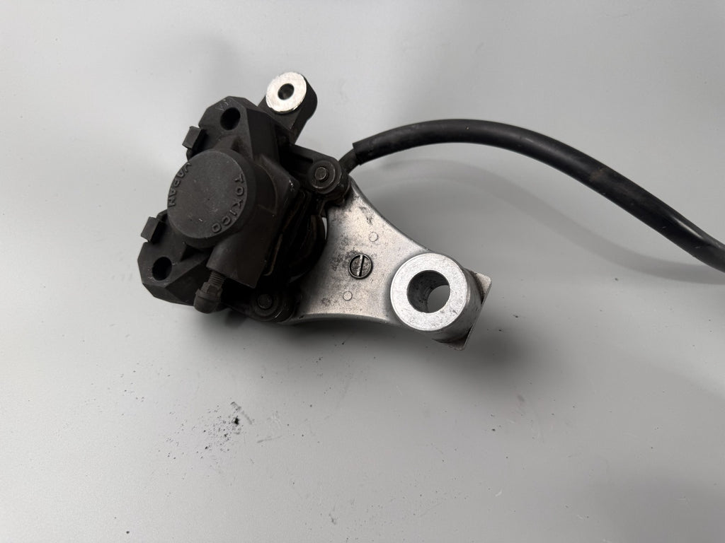 Suzuki GSF 600 Bandit POP WVA8 Bremsanlage Bremse brake Sattel Pumpe Zange vorne