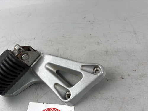 BMW F650 169 Fußraste Hoot Hangers links left Soziusfußraste