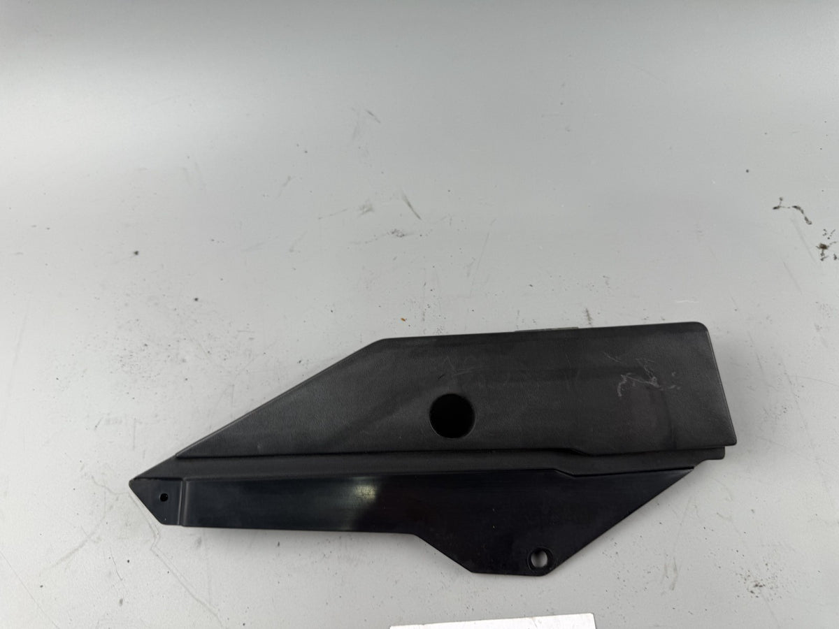 Yamaha XJ900 Diversion 4KM Seitendeckel Teil Innen Abdeckung Sitzbank Cover